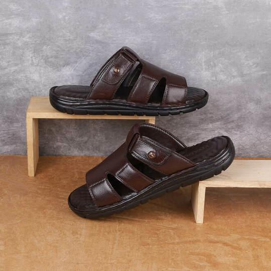 Vivado Men Brown Casual Slippers