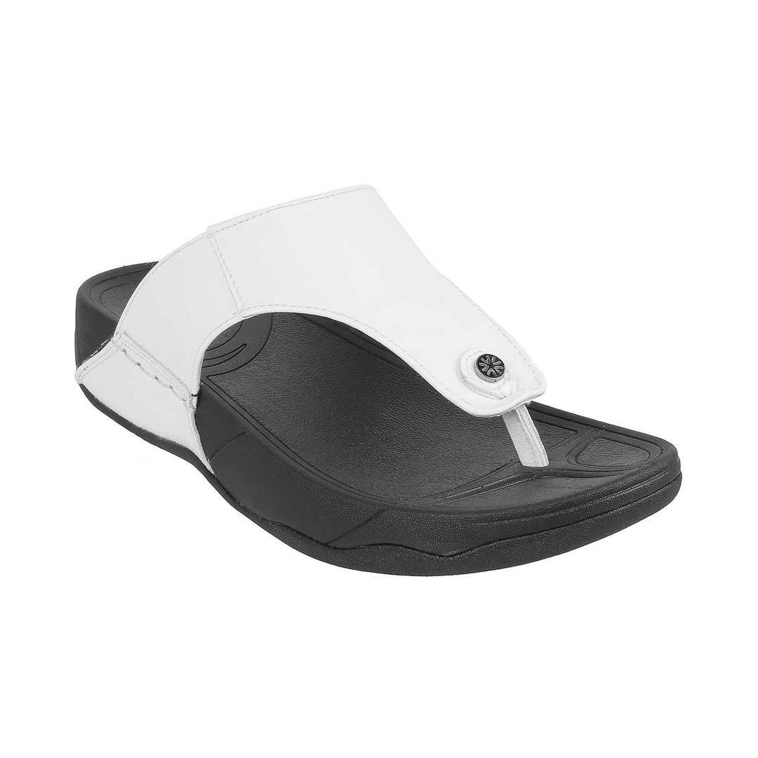 Buy White Men Leather Sandals Online at Regal Shoes | 511348