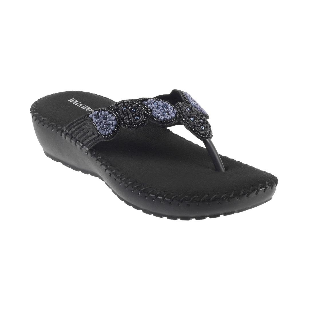 Black flip flops near me hot sale