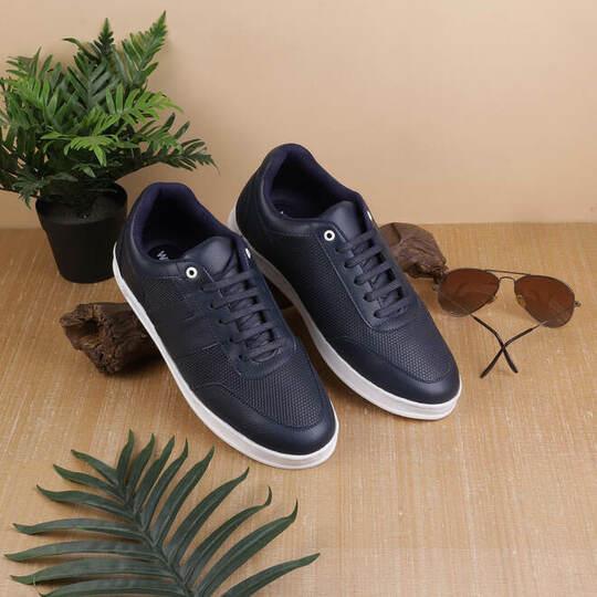 Walkway Men Blue Casual Sneakers