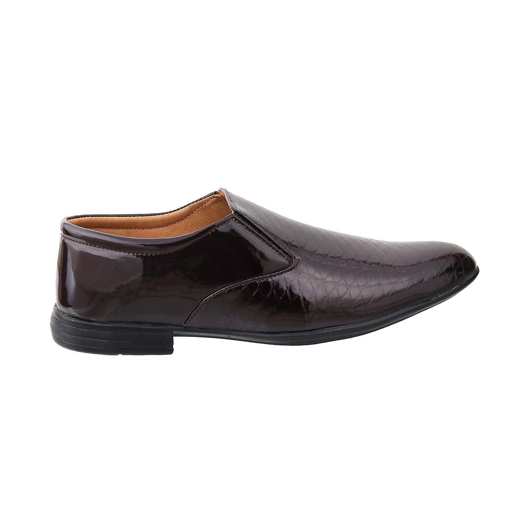 Brown Formal Shoes in Edappally - magicpin