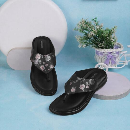 Walkway Women Black Casual Sandals