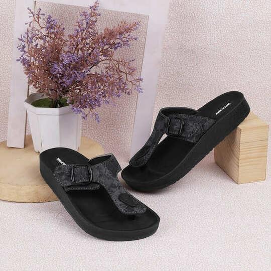 Walkway Women Black Casual Sandals