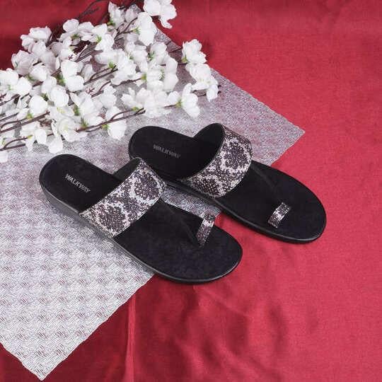 Walkway Women Black Wedding Slippers