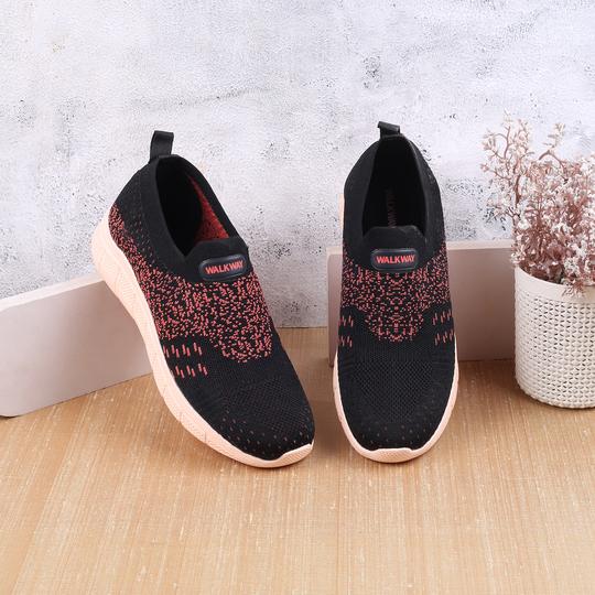 Walkway Women Black Casual Sneakers