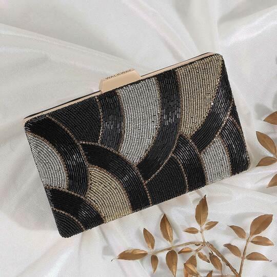 Walkway Women Black-gold Clutch
