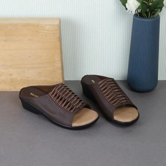 Walkway Women Brown Casual Sandals