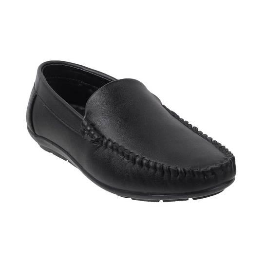 Walkway Boys Black Casual Loafers