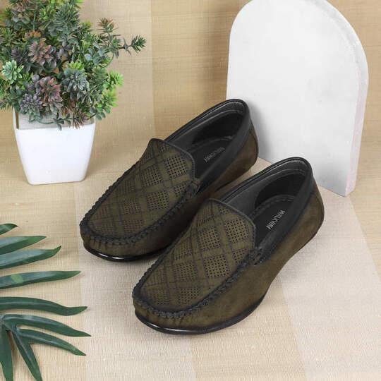 Walkway Boys Green Casual Sandals